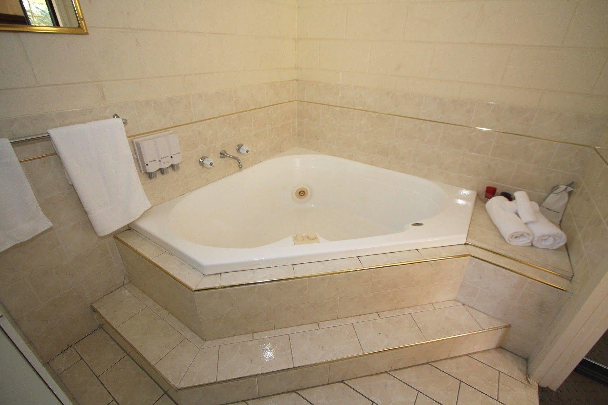 Picton Valley Motel Australia Экстерьер фото